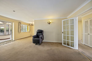 Living / Dining Room- click for photo gallery